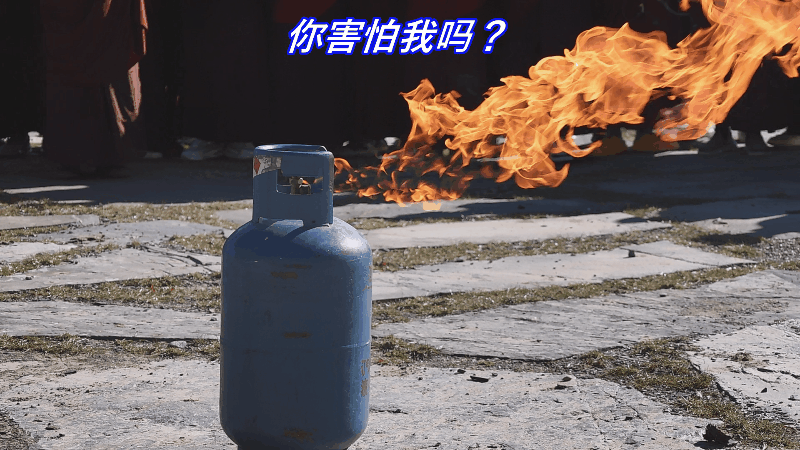 8.gif